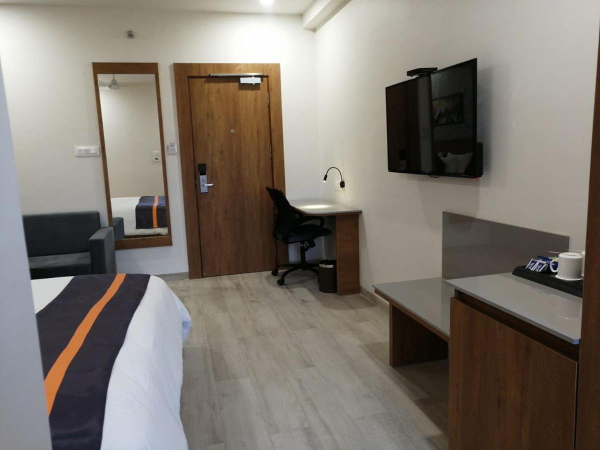 Comfort Inn , Statue Of Unity Kevadia Exterior photo